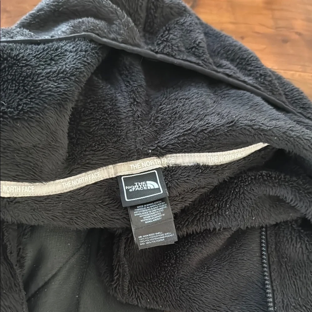 The North Face Black Hooded Jacket - Picture 5 of 6